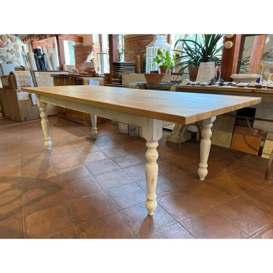 country antikovy mediteransky jedalensky stol mediteransky klasicky dub stol rustikalna unikatna stol vyroba budapest interierovy obchod budapest patinovy hnedy.jpg